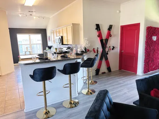 🍽️ Fully Equipped Kitchen for Your Stay 🍽️

Step into this modern and fully stocked kitchen, designed for both convenience and style. Featuring stainless steel appliances, including a stove, microwave, and refrigerator, along with ample counter space and sleek cabinetry. Enjoy a cozy breakfast nook with bar stools, perfect for sipping morning coffee or sharing a late-night snack.

✨ Everything you need for a seamless stay is right here!

#LuxuryKitchen #FullyEquipped #CookInStyle #StayComfortable