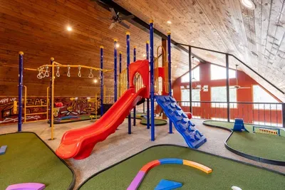 Cloquet, MN - Helipad Barn! Indoor Bowling, 30-ft Slide, Sports Bar - image 53 of 124