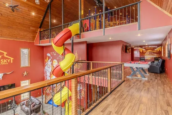Cloquet, MN - Helipad Barn! Indoor Bowling, 30-ft Slide, Sports Bar