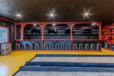 Cloquet, MN - Helipad Barn! Indoor Bowling, 30-ft Slide, Sports Bar - image 41 of 124