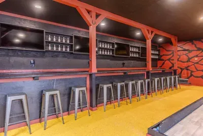 Cloquet, MN - Helipad Barn! Indoor Bowling, 30-ft Slide, Sports Bar - image 6 of 124