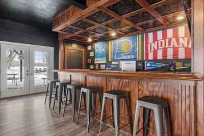 Terre Haute, IN - Barndo! Pool, Hot Tub, Slide, Sport Court, Theater - image 49 of 68