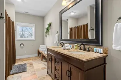 Terre Haute, IN - Barndo! Pool, Hot Tub, Slide, Sport Court, Theater - image 33 of 68