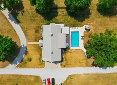 Terre Haute, IN - Barndo! Pool, Hot Tub, Slide, Sport Court, Theater - image 63 of 68