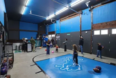 Big Rapids, MI - Barnapalooza! Indoor Glass Pool/Slide, Sleeps 20+ - image 66 of 79