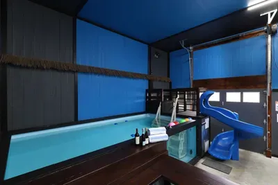 Big Rapids, MI - Barnapalooza! Indoor Glass Pool/Slide, Sleeps 20+ - image 60 of 79