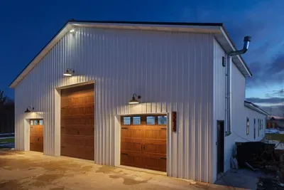 Big Rapids, MI - Barnapalooza! Indoor Glass Pool/Slide, Sleeps 20+ - image 68 of 79