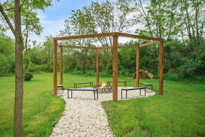 Fire Pit / Bonfire Area
