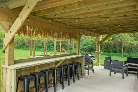 Tiki Bar