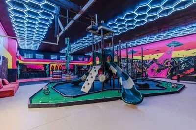 Lacona, IA - Wild Warehouse in the Cornfields with a Party Pool Oasis, Full-Court Sports Complex, Mini Golf Adventure Park, Karaoke Sports Bar & More! - image 91 of 120