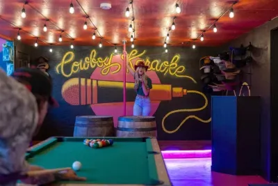 Lacona, IA - Wild Warehouse in the Cornfields with a Party Pool Oasis, Full-Court Sports Complex, Mini Golf Adventure Park, Karaoke Sports Bar & More! - image 15 of 120