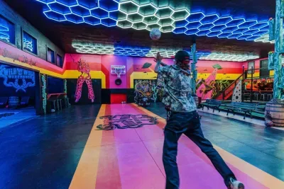 Lacona, IA - Wild Warehouse in the Cornfields with a Party Pool Oasis, Full-Court Sports Complex, Mini Golf Adventure Park, Karaoke Sports Bar & More! - image 6 of 120