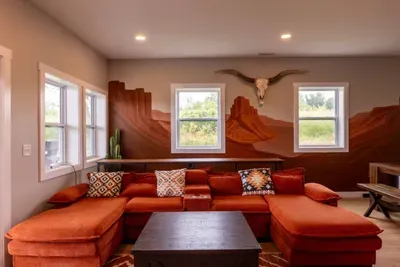 Lacona, IA - Wild Warehouse in the Cornfields with a Party Pool Oasis, Full-Court Sports Complex, Mini Golf Adventure Park, Karaoke Sports Bar & More! - image 30 of 120