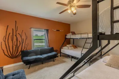 Lacona, IA - Wild Warehouse in the Cornfields with a Party Pool Oasis, Full-Court Sports Complex, Mini Golf Adventure Park, Karaoke Sports Bar & More! - image 44 of 120