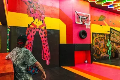 Lacona, IA - Wild Warehouse in the Cornfields with a Party Pool Oasis, Full-Court Sports Complex, Mini Golf Adventure Park, Karaoke Sports Bar & More! - image 76 of 120