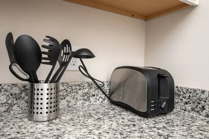 Fully equipped kitchen essentials—everything you need for easy, convenient cooking.