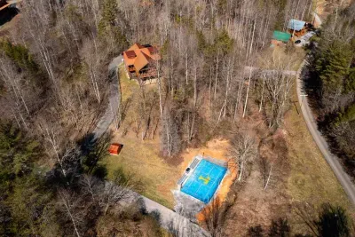 Sevierville, TN - Private Pickleball/B-Ball Court! Hot Tub + Arcade - image 4 of 51