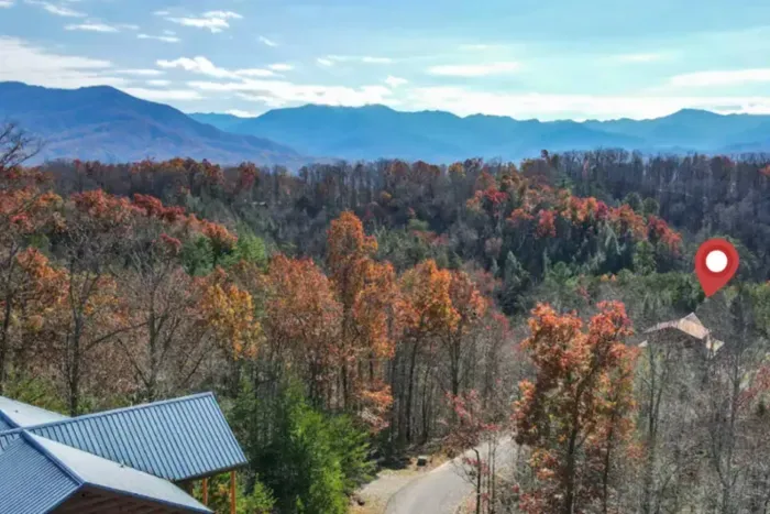 Beautiful seasonal mountain views from the top of Treehouse Resort