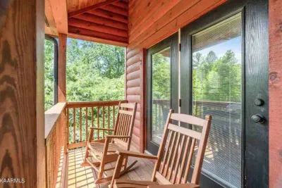 Rock your worries away - Master Suite #1 access to covered deck