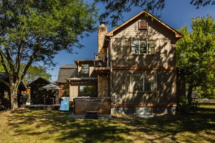 Spacious and refreshing backyard view