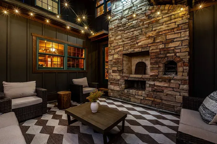 Sit back and enjoy this warm and cozy ambiance.