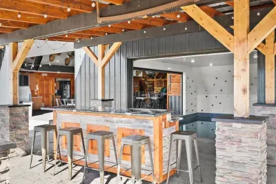 Arena #2, WI - Barn! Pool w/ Rock Climbing Wall! BBALL/PKBL Court - image 55 of 65