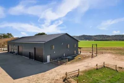 Arena #2, WI - Barn! Pool w/ Rock Climbing Wall! BBALL/PKBL Court - image 65 of 65