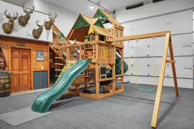 Arena #2, WI - Barn! Pool w/ Rock Climbing Wall! BBALL/PKBL Court - image 53 of 65
