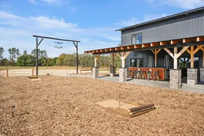 Arena #2, WI - Barn! Pool w/ Rock Climbing Wall! BBALL/PKBL Court - image 61 of 65