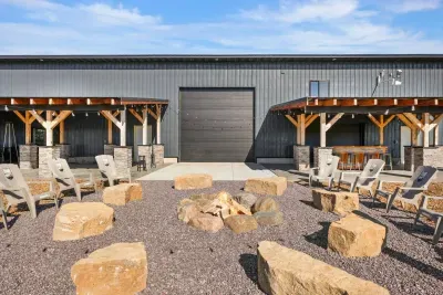 Arena #2, WI - Barn! Pool w/ Rock Climbing Wall! BBALL/PKBL Court - image 58 of 65