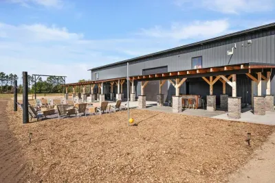 Arena #2, WI - Barn! Pool w/ Rock Climbing Wall! BBALL/PKBL Court - image 60 of 65