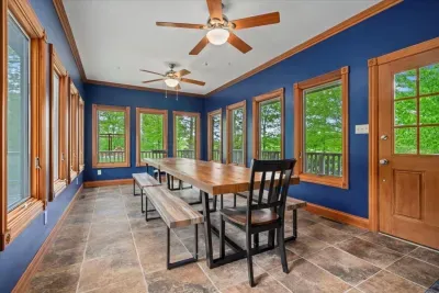 Irvine, KY - Private Lake! Sports Arena | Sleeps 30 | Movie Theater - image 39 of 98