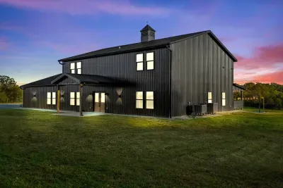 Mount Sterling, KY - Bluegrass Barndo with a Private Sports Complex! - image 20 of 74