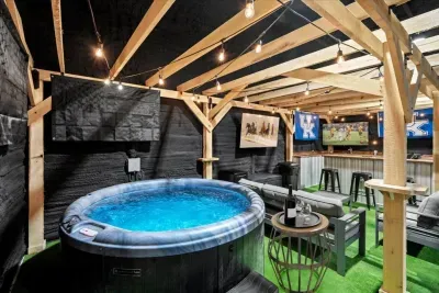 Hot Tub