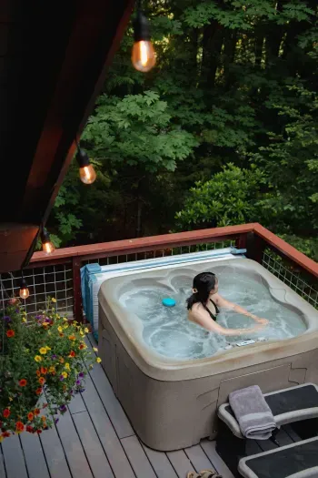 After a day of exploring the beautiful Pacific Northwest by foot, bike, or skis, nothing feels better than a soak in the hot tub under the stars. :)