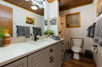 Fluffy towels and eco-conscious bath products for your comfort and a happy environment. :)