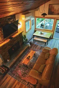 Even when relaxing in the loft sitting area, you still have great views. :)