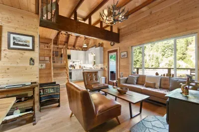 Hardwood floors, pine-covered walls, and rustic beams-the perfect combination!