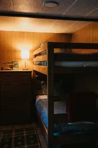 Cozy bunkbeds. :)