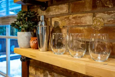 Cocktail glasses and shaker