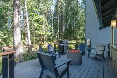 Fernwood Retreat  Hot Tub  Trails - image 10 of 61