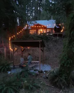 This property and river front are magical. You will want to use the covered firepit.