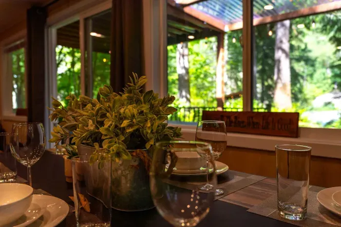 Dining with a river view. 