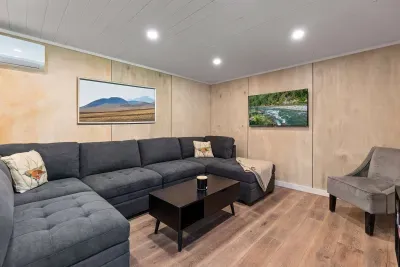 There's more than enough room to fit all your people on this comfy sectional-perfect for movie night. 