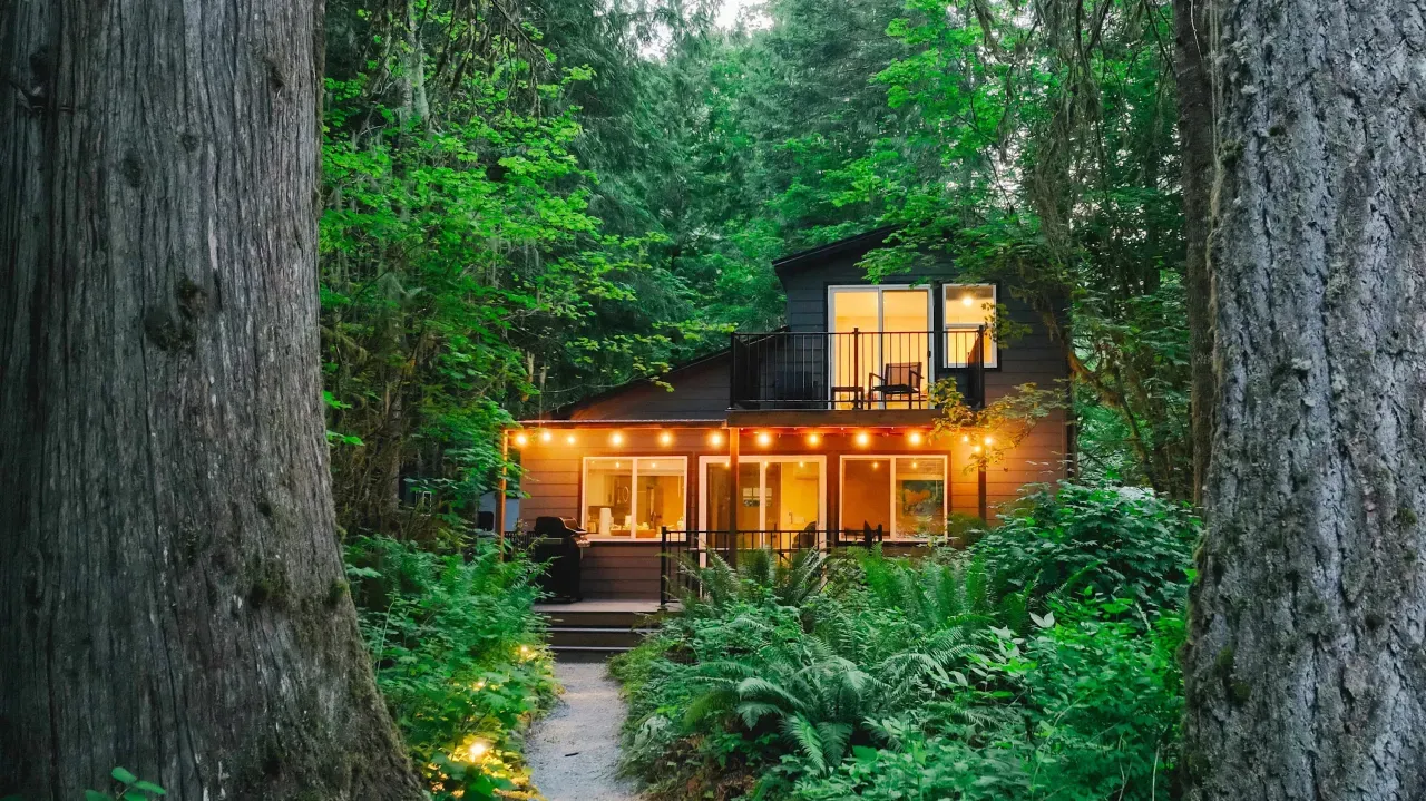 Sauk River Cabins • Hot Tub • Firepit - image 1 of 39