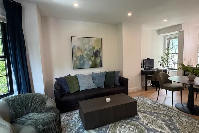 Bainbridge Residence - image 7 of 21