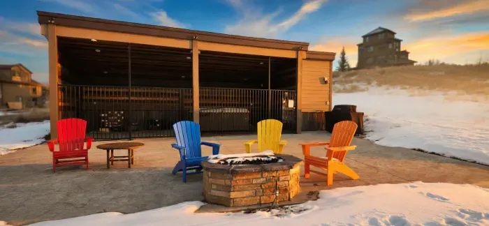 End the day by the fire.
Just steps from the condo, gather around the fire pit, enjoy the mountain air, and unwind after a day of skiing or hiking. Simple, peaceful, and exactly what a Colorado getaway should feel like.