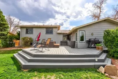 Sunny deck days & sizzling nights! Lounge, grill, and soak in the laid-back vibes. #BackyardBliss