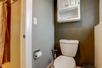 Take a seat in our tidy throne room—clean, cozy, and fully stocked for your comfort. 🚽 #StayComfy #BathroomBreak