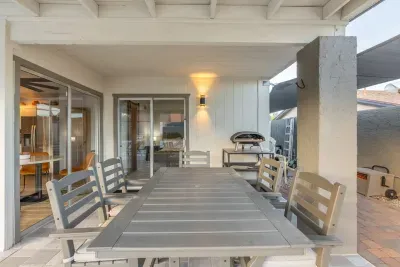 Summit House - image 61 of 82